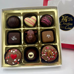 Load image into Gallery viewer, Valentine's Deluxe Cow Assortment
